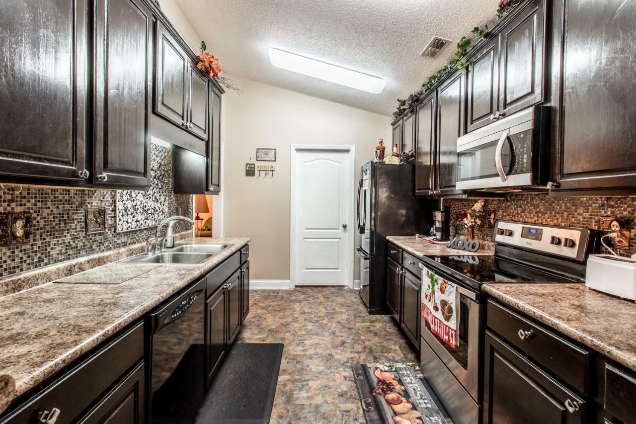 Villa Rockett! Your Sweet Home Away From Home! Huntsville Exterior foto